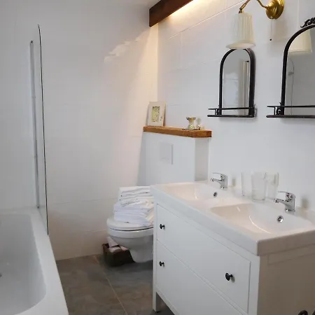 Kornberg Guetl Apartment