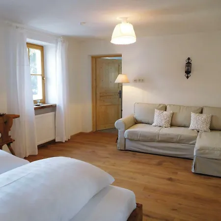 Апартаменты Kornberg Guetl *