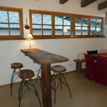 Kornberg Guetl Apartment *